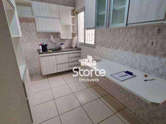 Apartamento térreo com 2 dormitórios para alugar, 70 m² por R$ 1.415/mês - Lagoinha - Uberlândia/MG