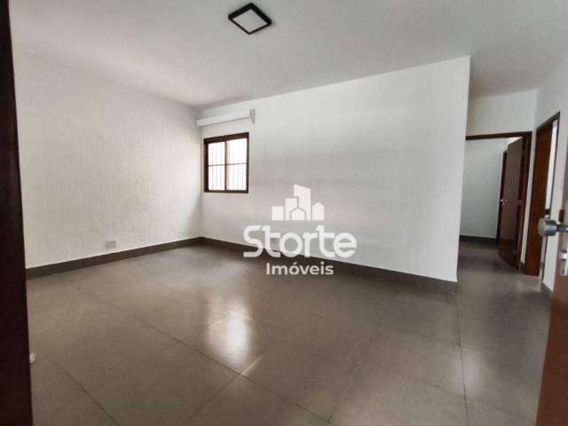 Casa com 3 dormitórios à venda, 190 m² por R$ 850.000,00 - Santa Mônica - Uberlândia/MG