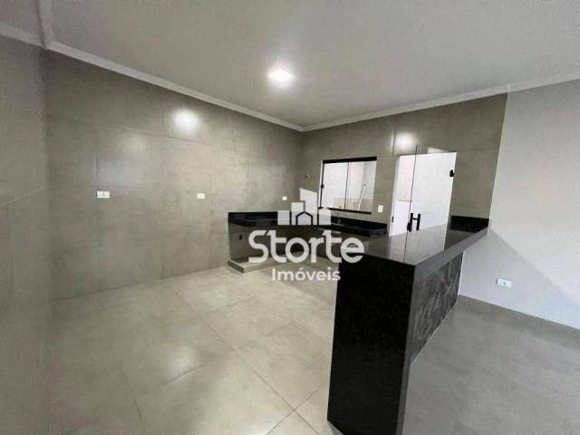 Casa com 2 dormitórios à venda, 110 m² por R$ 380.000,00 - Jaraguá - Uberlândia/MG