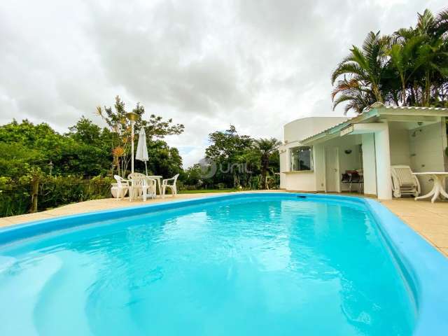 Linda casa com vista mar no bairro Joao Paulo.