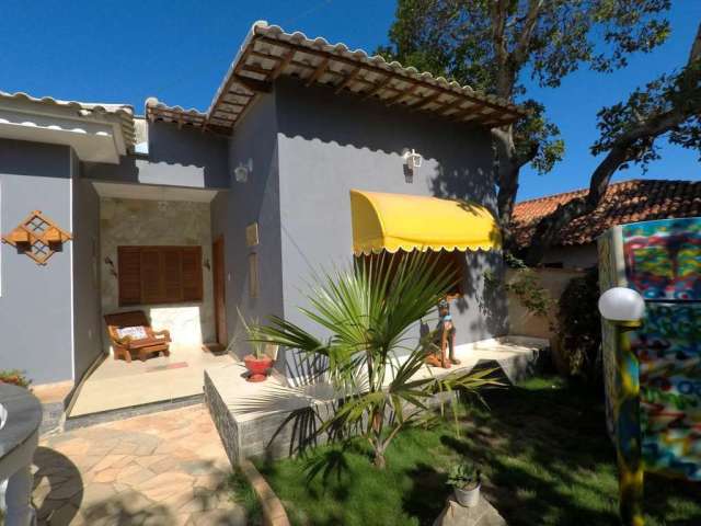 Casa para Venda em São Pedro da Aldeia, Praia Linda, 4 dormitórios, 1 suíte, 3 banheiros, 1 vaga