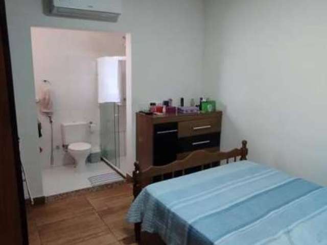 Casa para Venda em São Pedro da Aldeia, Recanto do Sol, 3 dormitórios, 1 suíte, 2 banheiros, 3 vagas