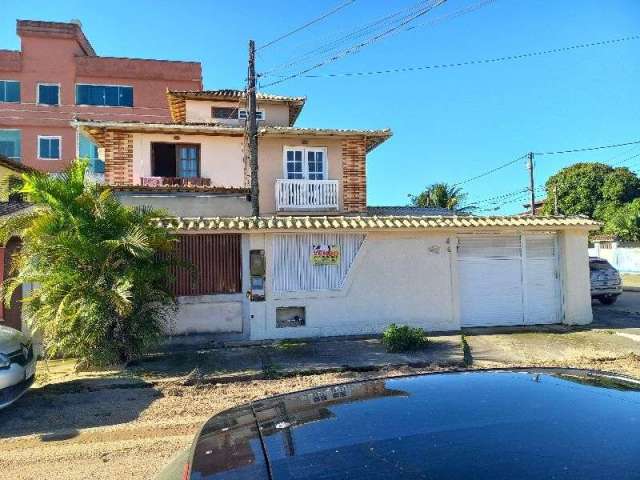 Casa com 2 quartos à venda na Rua Eduardo Pio Duarte Silva, 935, Terra Firme, Rio das Ostras, 106 m2 por R$ 350.000