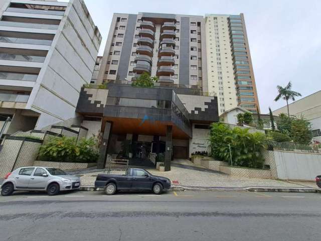 Apartamento com 3 quartos à venda na Rua Doutor Antônio Carlos, Centro, Juiz de Fora, 125 m2 por R$ 780.000