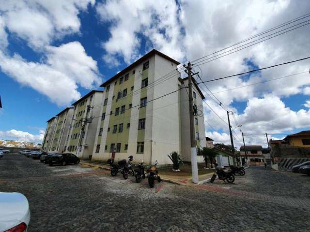 Apartamento com 2 quartos à venda na Rua Euclides Pezarini, São Pedro, Juiz de Fora, 47 m2 por R$ 100.000