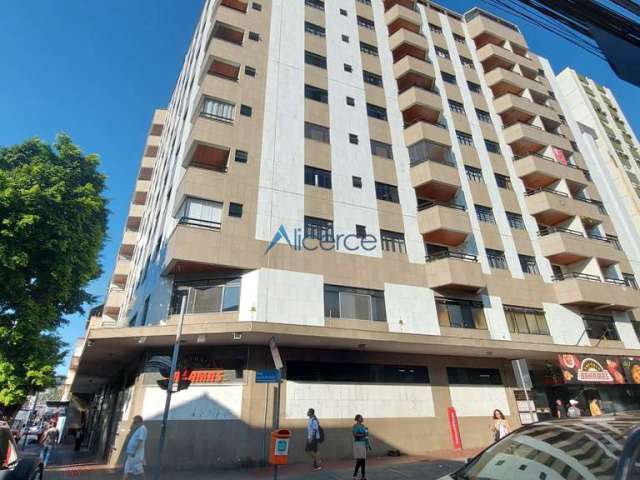 Apartamento com 3 quartos à venda na Rua Benjamin Constant, Centro, Juiz de Fora, 105 m2 por R$ 740.000