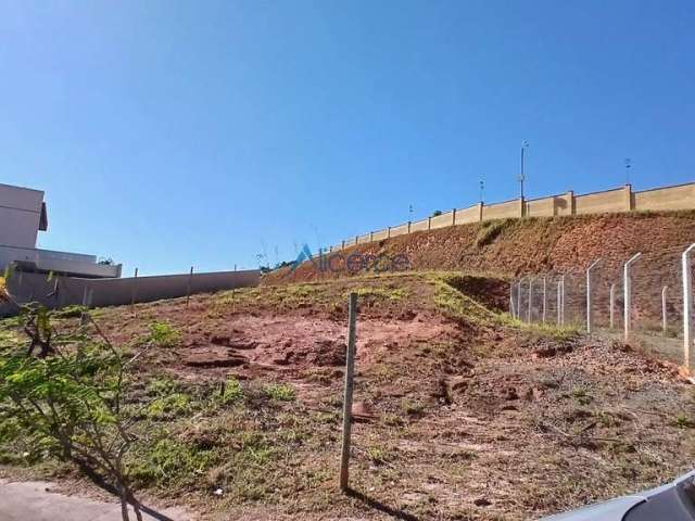 Terreno à venda na Avenida Deusdedith Salgado, Terras Altas, Juiz de Fora por R$ 460.000