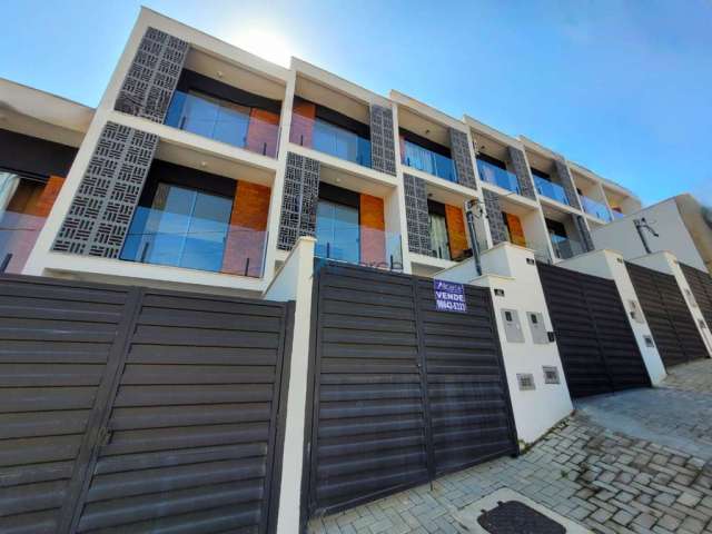 Casa com 2 quartos à venda na Rua Fanny Fortini Sampaio, Fontesville II, Juiz de Fora, 83 m2 por R$ 319.000