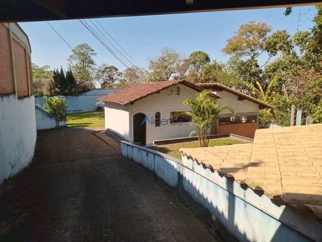 Chácara / sítio com 2 quartos à venda na Rua Doutor Décio Guanabarino, Novo Horizonte, Juiz de Fora, 1600 m2 por R$ 850.000