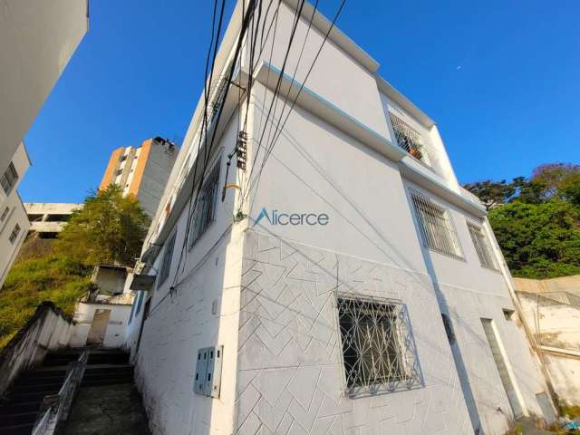 Apartamento com 2 quartos à venda na Rua Julieta Andrada, Granbery, Juiz de Fora, 76 m2 por R$ 199.000