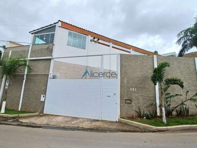 Casa com 3 quartos à venda na Rua Francisco Faeyer Sobrinho, Aeroporto, Juiz de Fora, 262 m2 por R$ 1.990.000