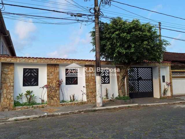 Casa com 2 quartos à venda na Avenida Presidente Kennedy, 11.027, Balneário Maracanã, Praia Grande por R$ 750.000