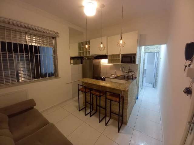 Lindo apartamento pronto para morar na quadra da praia