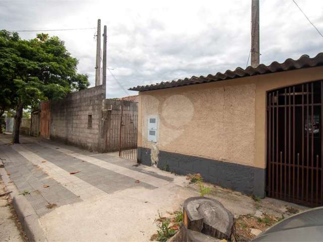 Casa com 5 quartos à venda em Cecap - SP