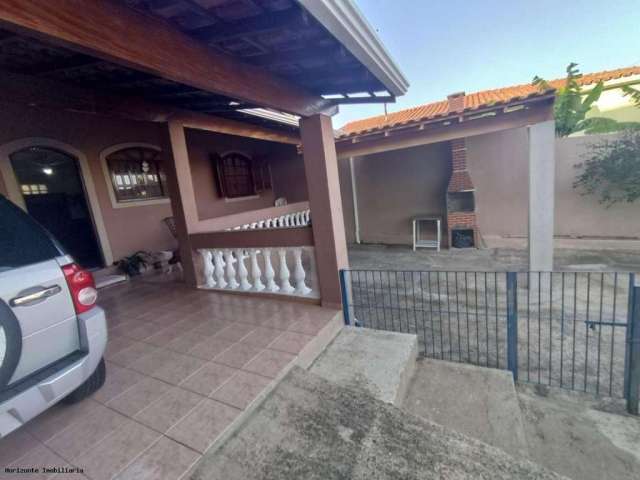 Casa para Venda em Campinas, Parque Universitario de Viracopos, 3 dormitórios, 1 suíte, 1 banheiro, 4 vagas