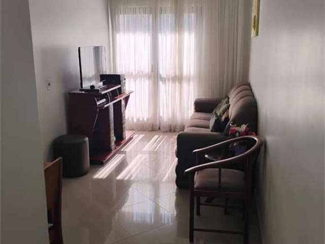 Apartamento com 2 quartos à venda em Vila Carmosina - SP