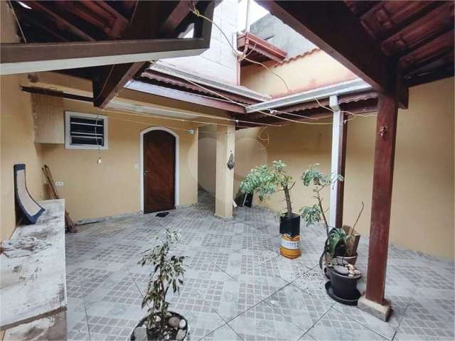 Casa com 3 quartos à venda em Jardim Ana Estela - SP