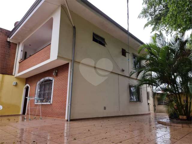 Casa com 3 quartos à venda em Jardim Piracuama - SP