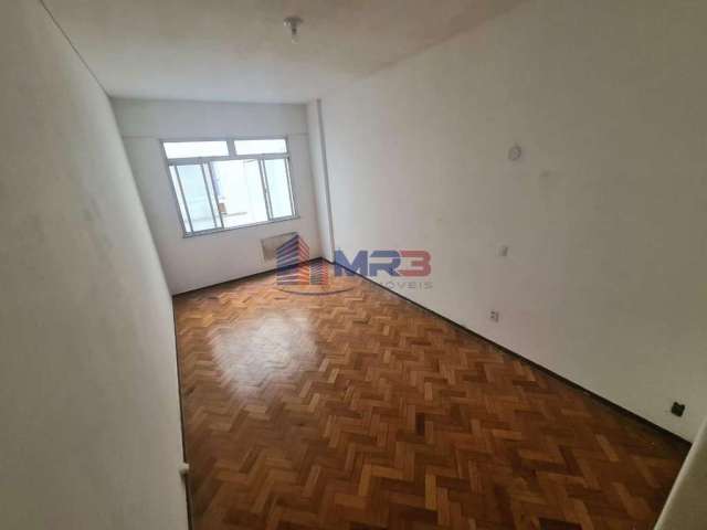 Kitnet / Stúdio à venda na Travessa Angrense, 14, Copacabana, Rio de Janeiro, 31 m2 por R$ 480.000