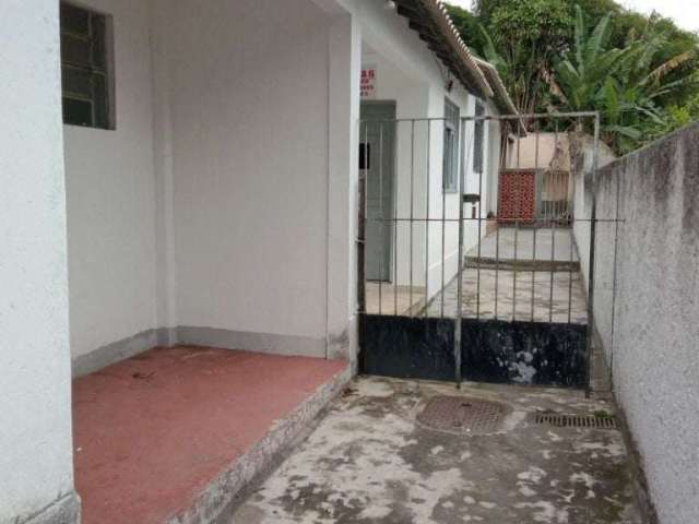 Casa com 1 quarto para alugar na Rua Nuporanga, 30, Tanque, Rio de Janeiro, 40 m2 por R$ 600