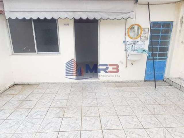 Casa com 1 quarto para alugar na Rua Moravia, 240, Cocotá, Rio de Janeiro, 39 m2 por R$ 1.600