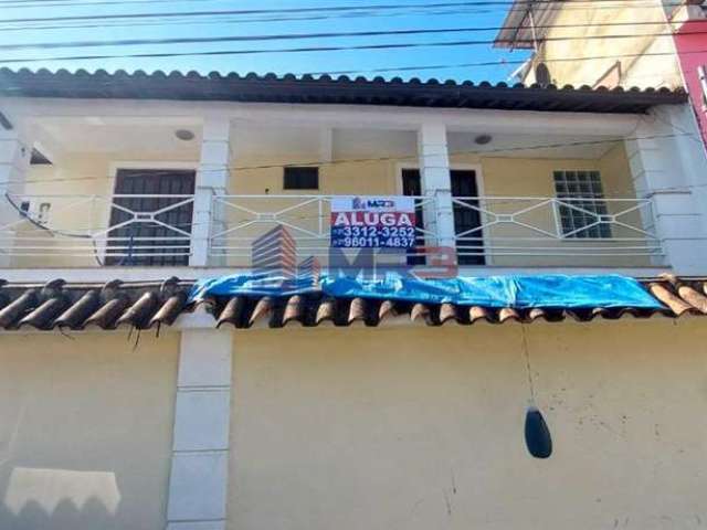 Casa com 3 quartos para alugar na Estrada dos Teixeiras, 407, Taquara, Rio de Janeiro, 80 m2 por R$ 1.500