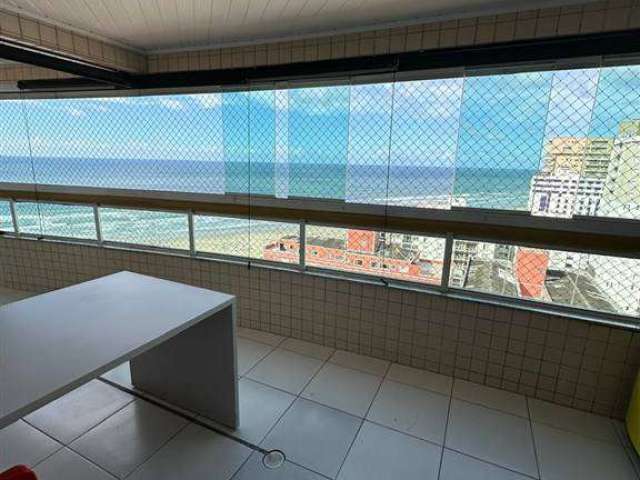 Excelente apartamento de 03 dormitórios, sendo 02 suítes, sacada gourmet envidraçada, 02 vagas de garagem, vista livre para o mar. O imóvel está localizado na Vila Assunção bairro adjacente à Cidade O