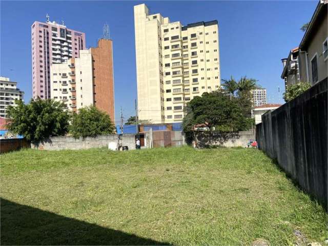 Terreno Plano com 750 metros  No Bairro do Jardim da Saúde  Venda para Investidor