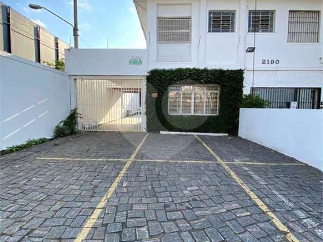 Sobrado comercial com 300m²  com excelente localização na pompèia - venda / locação