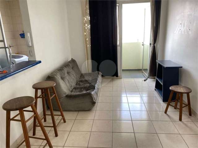 Apartamento 01 dormitório Aclimação , ao lado metrô