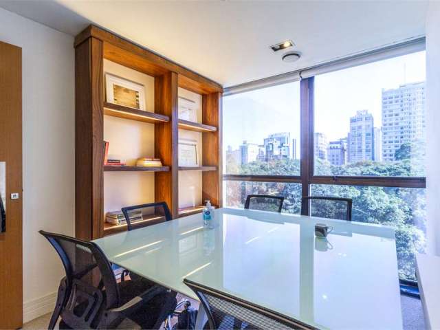 Sala Comercial com 60 m2 01 banheiro Sem Vaga Bela Vista Jardim América São Paulo Aluguel ou Venda