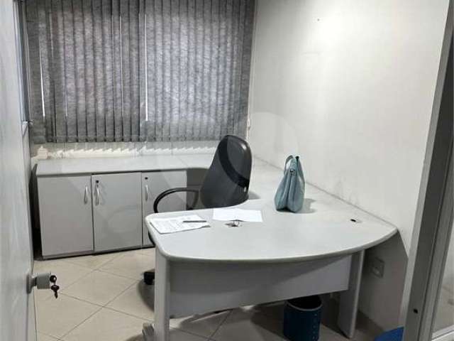 Sala Comercial à Venda, 30 m²- Barra Funda, São Paulo - SP