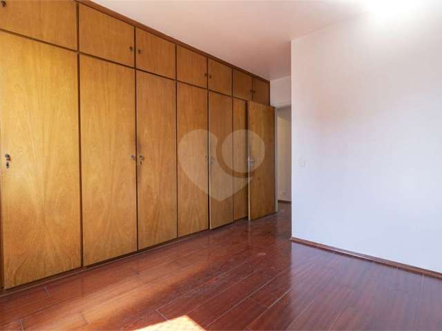 Apartamento com 3 Quartos e 4 banheiros à Venda, 153 m²- Campo Belo, São Paulo - SP