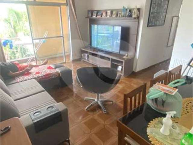 Apartamento com 3 Quartos e 2 banheiros à Venda, 78 m²  - São João Clímaco, São Paulo - SP