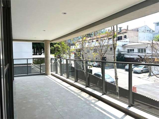 DUPLEX GARDEN - Jardim Paulista - 3 SUITES- 328m². 4 VAGAS