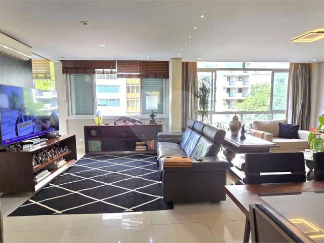 Apartamento à venda 102 m² área útil 116 m² total. Reformado. Paraíso, São Paulo - SP