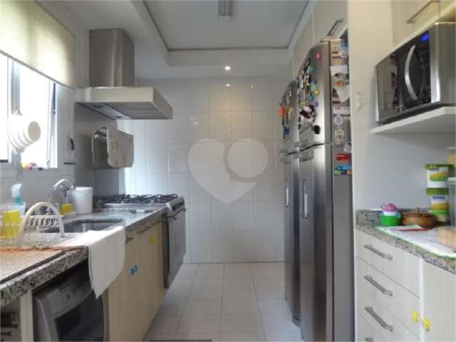 Apartamento à venda - Alto da Lapa.