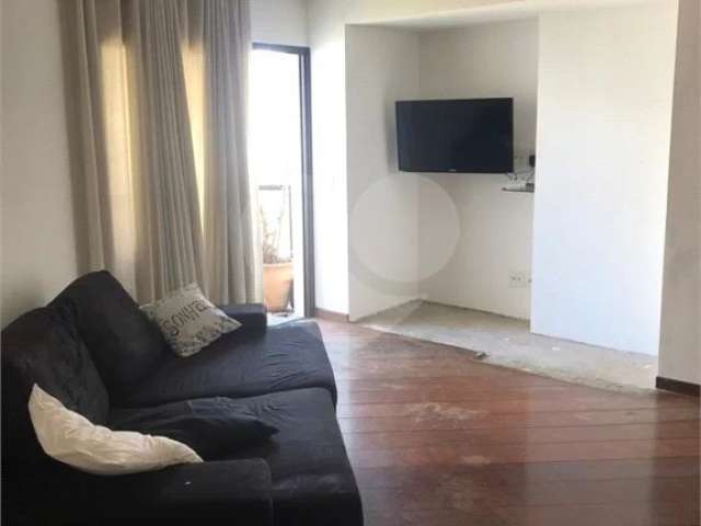 Apartamento à venda no bairro Alto da Lapa