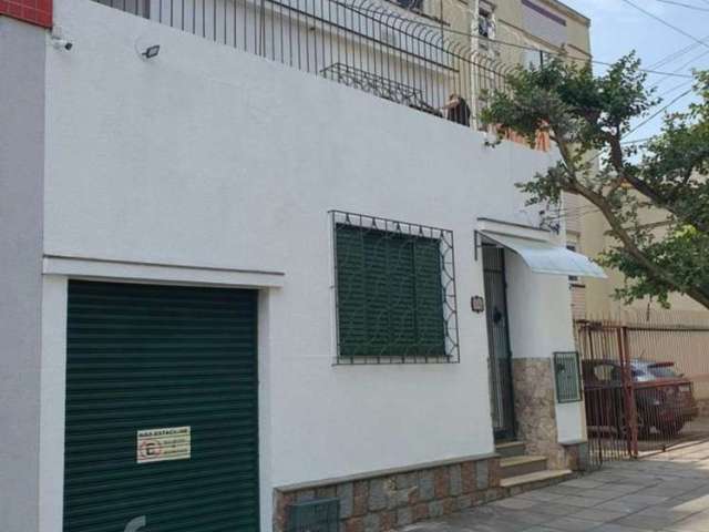 Casa com 3 quartos à venda na Rua Lobo da Costa, 86, Azenha, Porto Alegre, 270 m2 por R$ 950.000