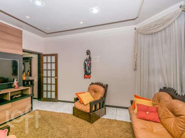 Casa com 3 quartos à venda na Rua Pedro Velho, 724, Partenon, Porto Alegre, 229 m2 por R$ 900.000