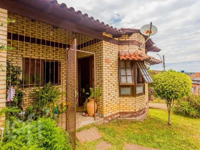 Casa com 3 quartos à venda na Rua Arthur Alberto Zanela, 110, Lomba do Pinheiro, Porto Alegre, 65 m2 por R$ 239.000