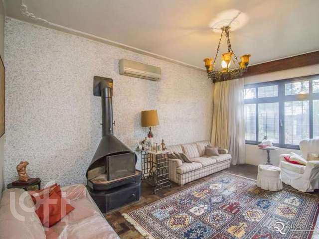 Casa com 4 quartos à venda na Rua Bernardino Caetano Fraga, 156, Santa Tereza, Porto Alegre, 258 m2 por R$ 796.000