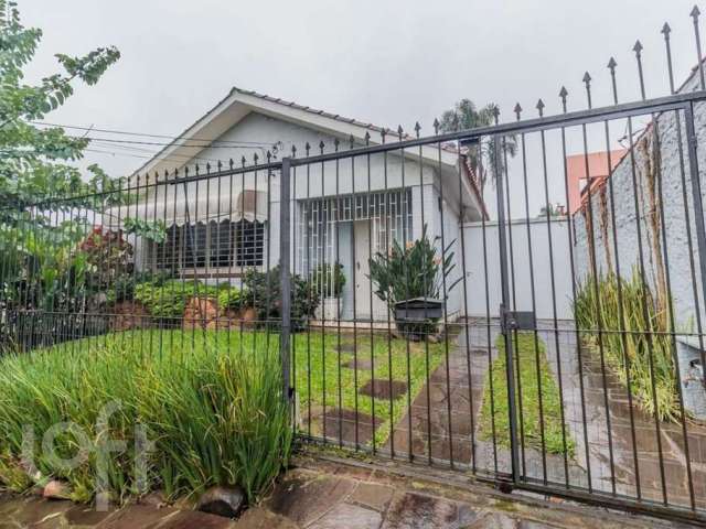 Casa com 3 quartos à venda na Rua José Antônio Aranha, 45, Três Figueiras, Porto Alegre, 168 m2 por R$ 1.600.000