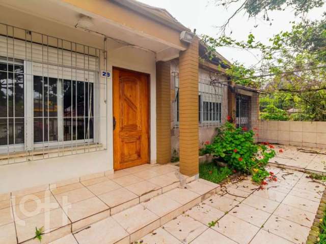 Casa com 4 quartos à venda na Rua Platão, 29, Jardim Itu Sabará, Porto Alegre, 195 m2 por R$ 980.000