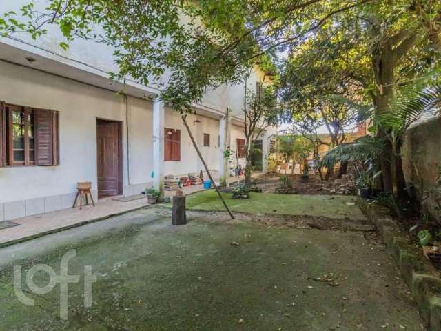 Casa com 3 quartos à venda na Avenida Leonardo Carlucci, 140, Espírito Santo, Porto Alegre, 250 m2 por R$ 660.000