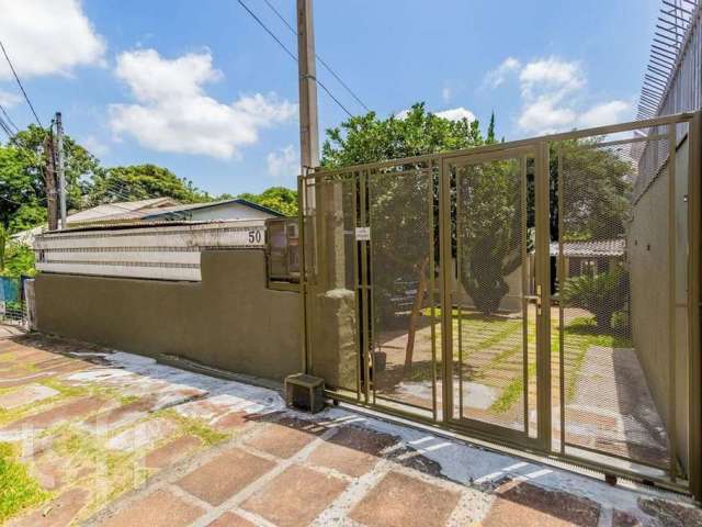 Casa com 3 quartos à venda na Rua Augusto Attílio Giordani, 50, São Sebastião, Porto Alegre, 90 m2 por R$ 575.000