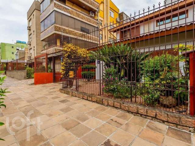 Casa com 4 quartos à venda na Rua Surupá, 95, Jardim Botânico, Porto Alegre, 270 m2 por R$ 1.100.000