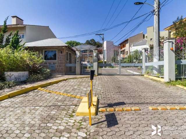 Casa com 2 quartos à venda na Rua Adriano Pereira da Silva, 311, Vila Nova, Porto Alegre, 198 m2 por R$ 580.000