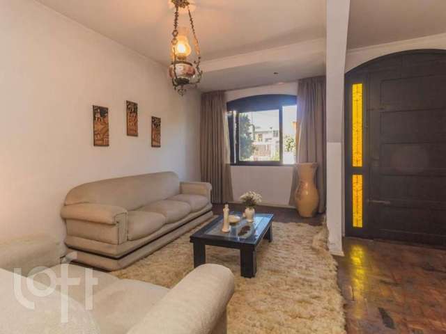 Casa com 3 quartos à venda na Avenida Vinte e Um de Abril, 82, Sarandi, Porto Alegre, 186 m2 por R$ 850.000