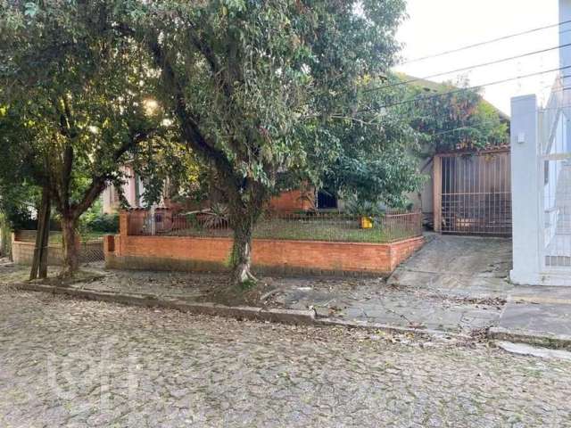 Casa com 3 quartos à venda na Rua Malgaxe, 124, Vila Ipiranga, Porto Alegre, 110 m2 por R$ 590.000